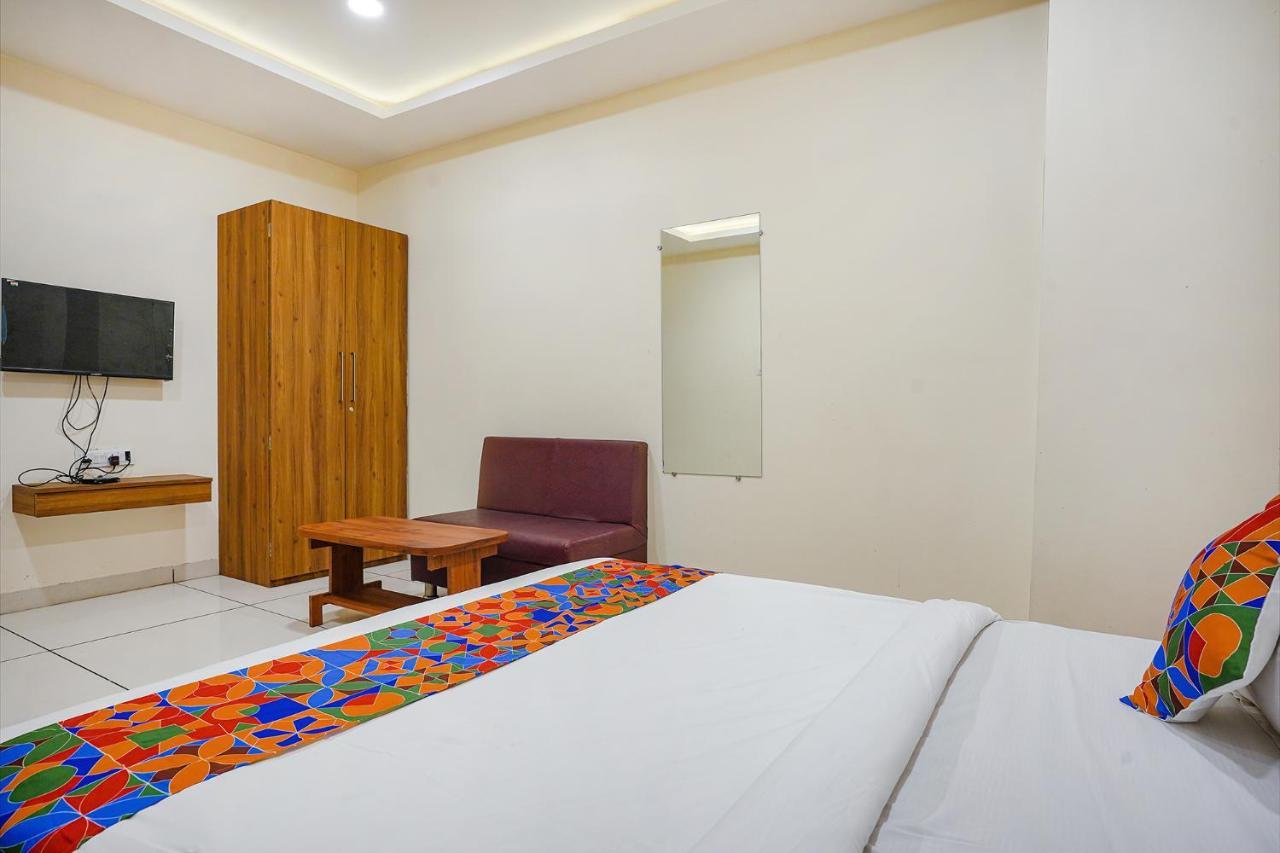 Fabhotel Sukh Vilas Indore Eksteriør billede